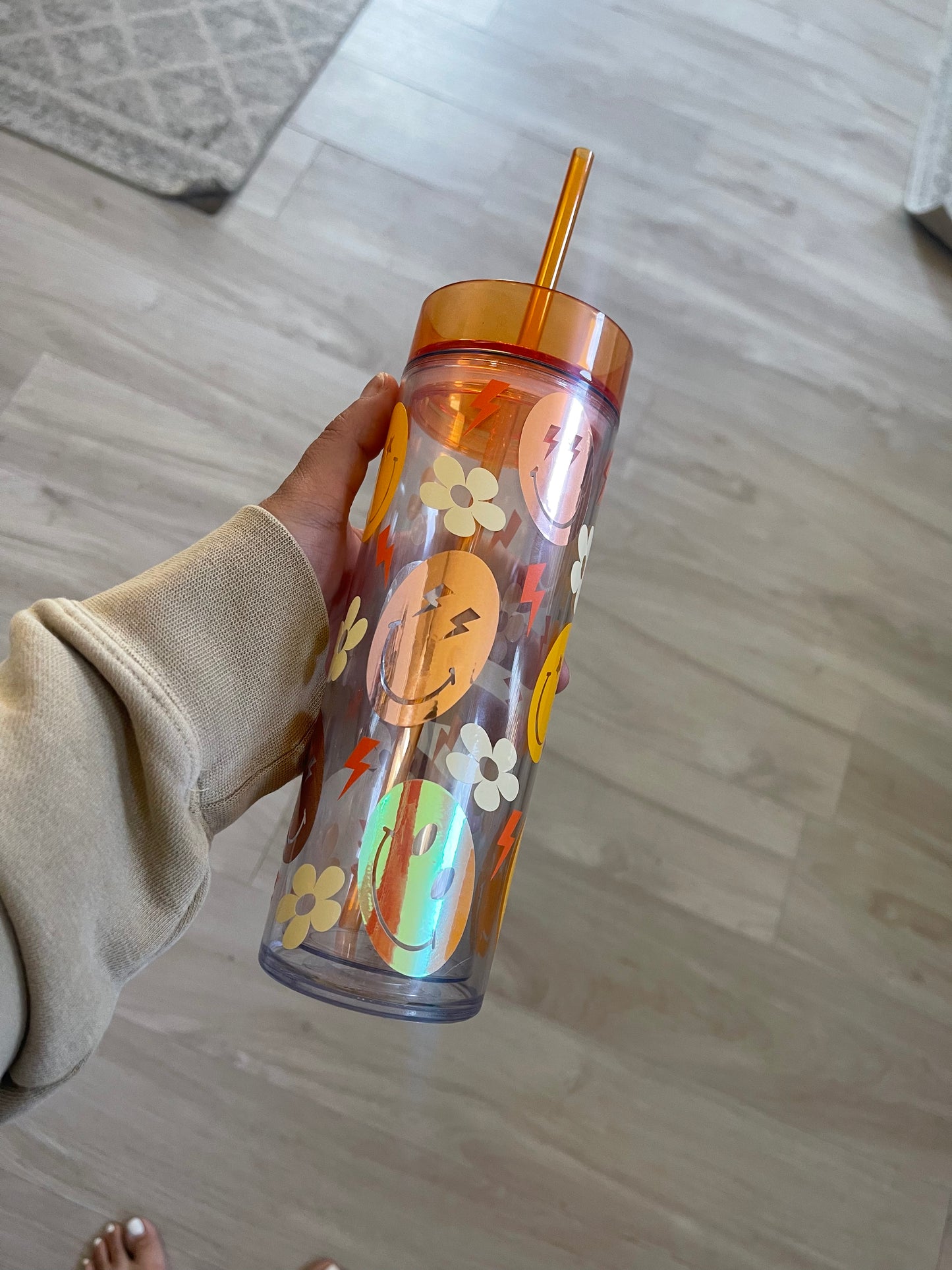 Retro Smiley Cup - Plastic